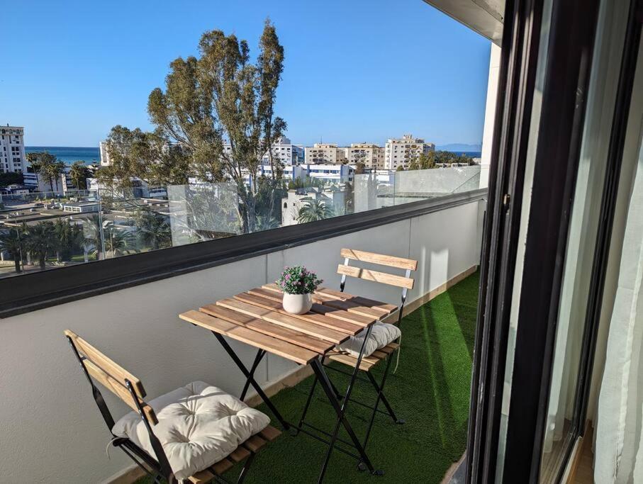 Superb & Sunny 2Br & 2Ba Apt. W/ Seaview, Malabata Tanger Exterior foto